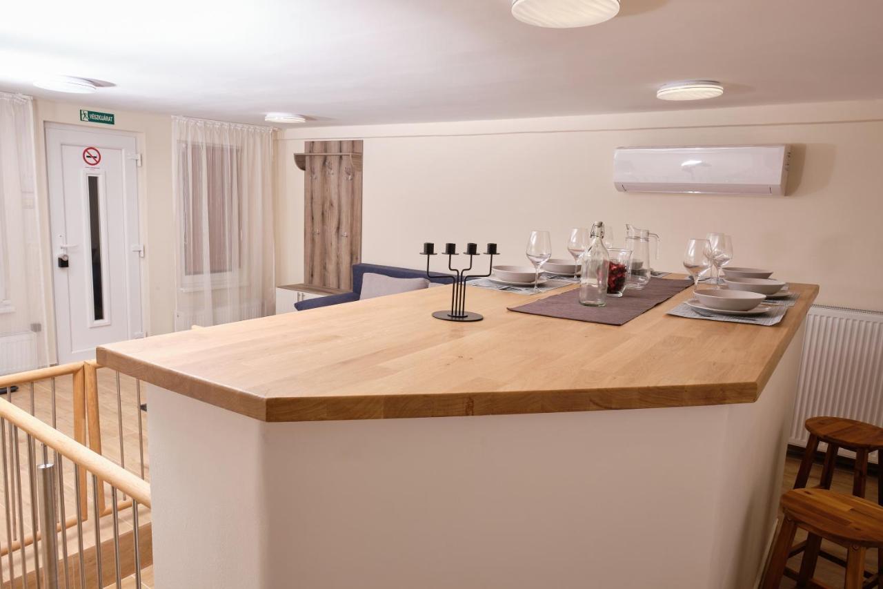 Kincses Sziget Apartman Ráckeve Buitenkant foto